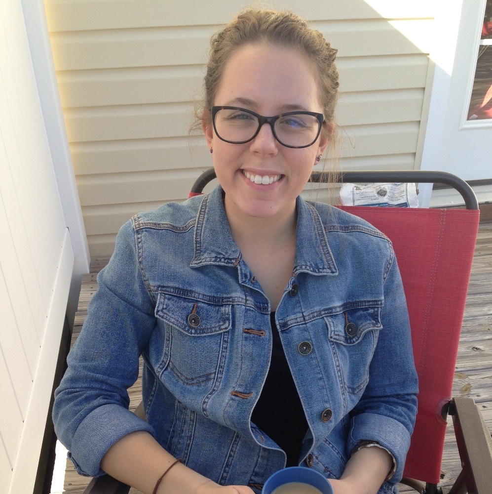 Meet your Posher, Thea